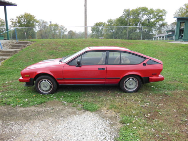 1986 Alfa Romeo GTV 2 Door Coupe - photo 6