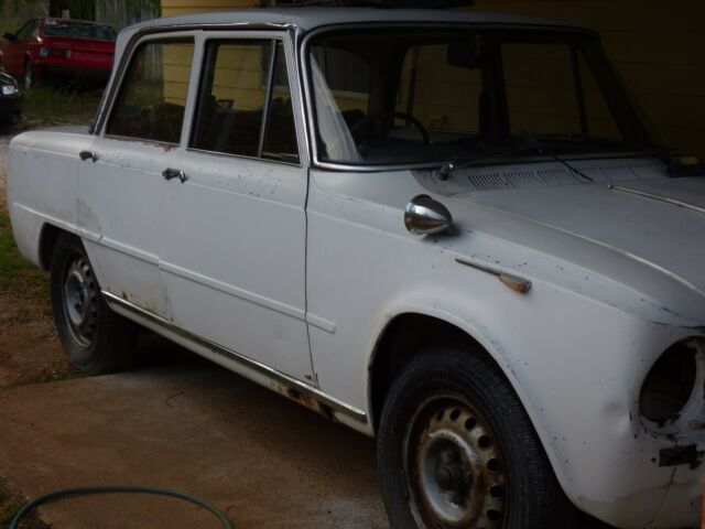 1966 Alfa Romeo GIULIA SUPER
