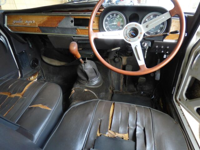 1966 Alfa Romeo GIULIA SUPER - photo 3
