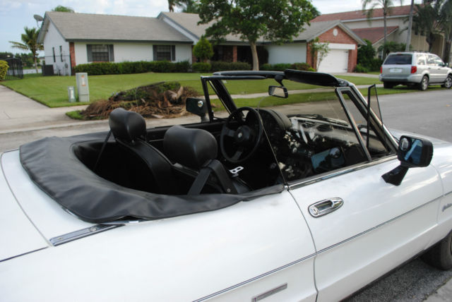 1986 Alfa Romeo Spider Convertible 2 doors - photo 3