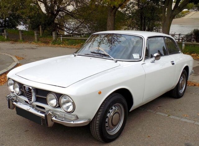 1968 Alfa Romeo GTV - photo 2