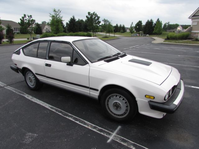 1985 Alfa Romeo GTV GTV 6 - photo 3