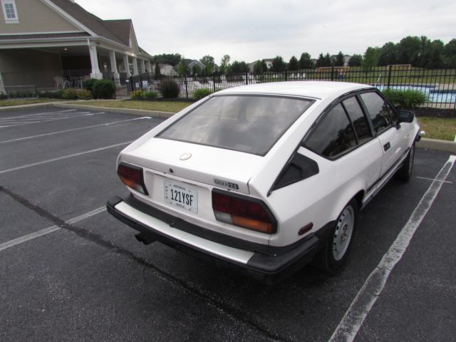 1985 Alfa Romeo GTV GTV 6 - photo 4