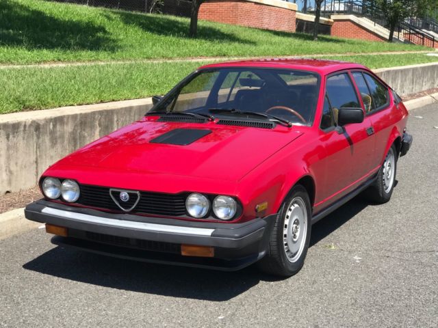 Alfa Romeo GTV6 1981 Red Custom Interior Great Driver No Reserve 1981 Alfa Romeo GTV GTV6