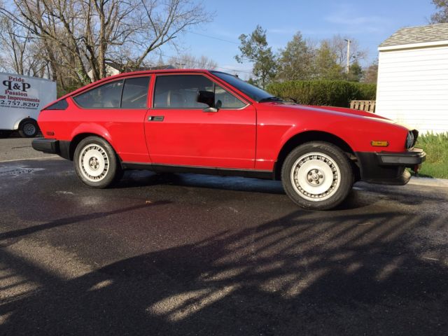 Alfa Romeo GTV6 1981 Red Rust Free 68K Miles Velour Interior Well Documented 1981 Alfa Romeo GTV GTV 6