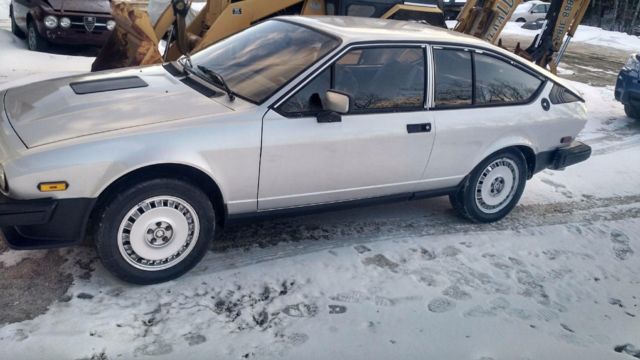 1982 Alfa Romeo GTV GTV 6 - photo 2