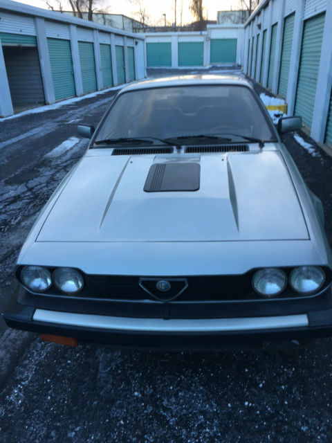 1982 Alfa Romeo GTV GTV 6 - photo 3