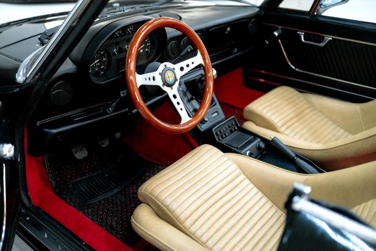 1987 Alfa Romeo Spider Quadfrigolio - photo 2