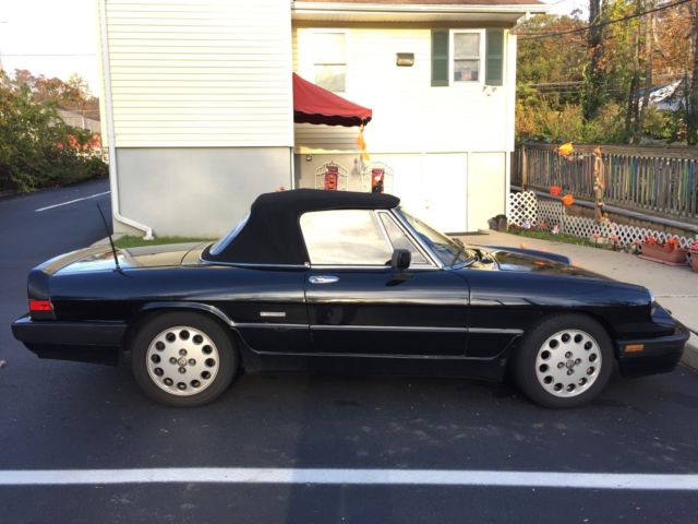 Alfa Romeo Spider Quadrifoglio 1987 1987 Alfa Romeo Spider Quadrifoglio