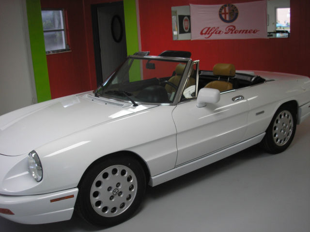 Alfa Romeo Spyder Veloce 1991 Alfa Romeo Spider velce
