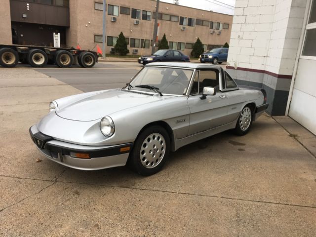 1987 Alfa Romeo Spider Quadrifoglio convertable 2 door Spider - photo 5