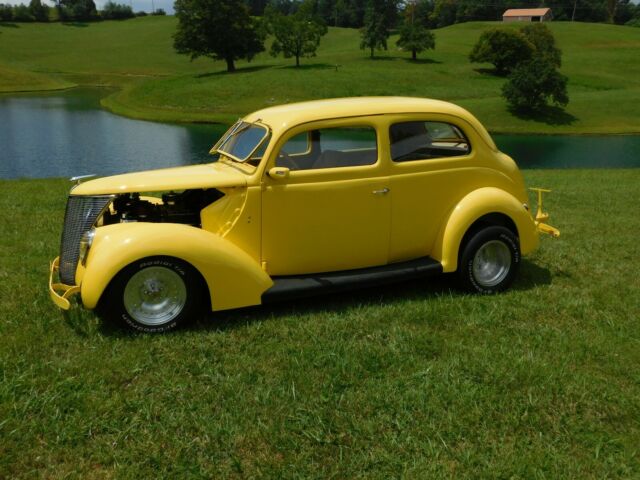 All Ford-289 v8-Tremec 3650 5 speed-Ford 9 inch rear-All steel- drive it home!!! 1937 Ford 2 dr sedan street rod