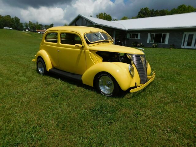 1937 Ford 2 dr sedan street rod - photo 5