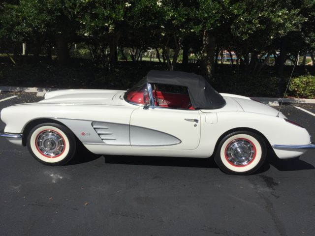 1960 Chevrolet Corvette - photo 13