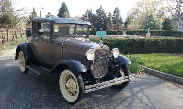 1930 Ford Model A - photo 2