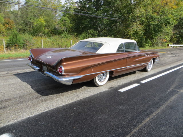 1960 Buick LeSabre Convertible - photo 13
