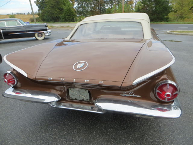 1960 Buick LeSabre Convertible - photo 4