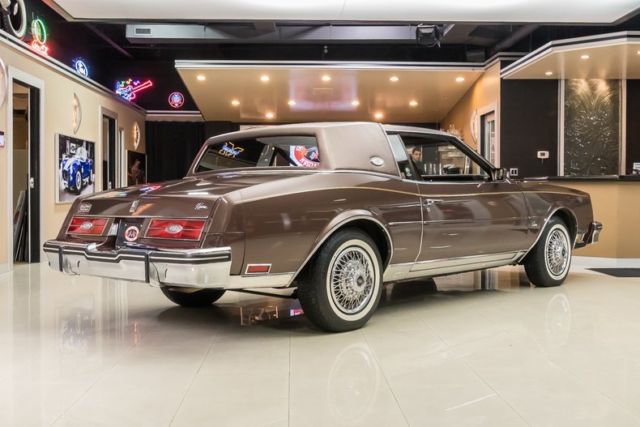 1984 Buick Riviera - photo 11