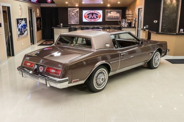 1984 Buick Riviera - photo 12