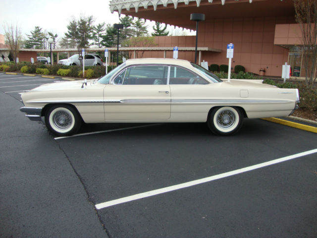 1961 Pontiac Bonneville Bonneville - photo 9