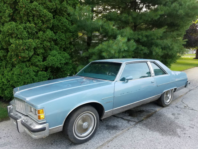 1978 Pontiac Bonneville Base Coupe 2-Door - photo 2