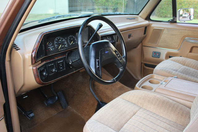 1988 Ford Bronco XLT, One Owner, 100% Rust Free - photo 13