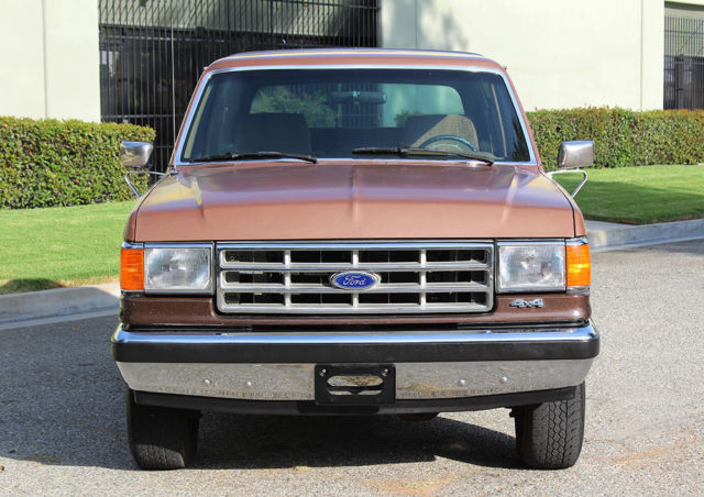 1988 Ford Bronco XLT, One Owner, 100% Rust Free - photo 4