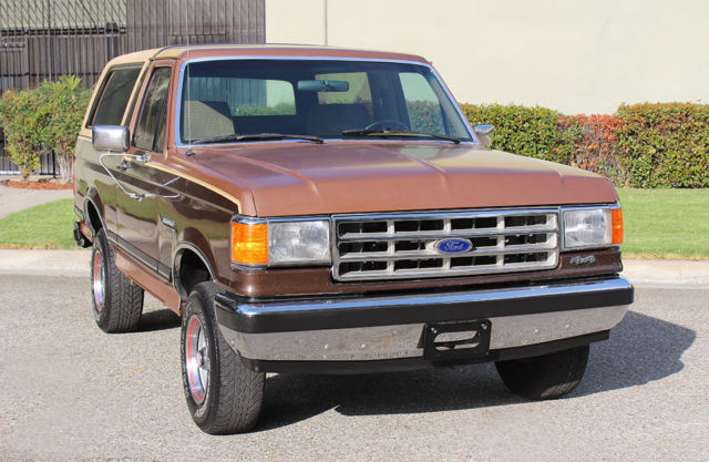1988 Ford Bronco XLT, One Owner, 100% Rust Free - photo 5