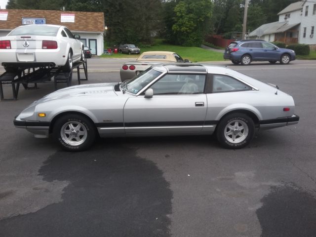 1982 Datsun Z-Series 280ZX - photo 2