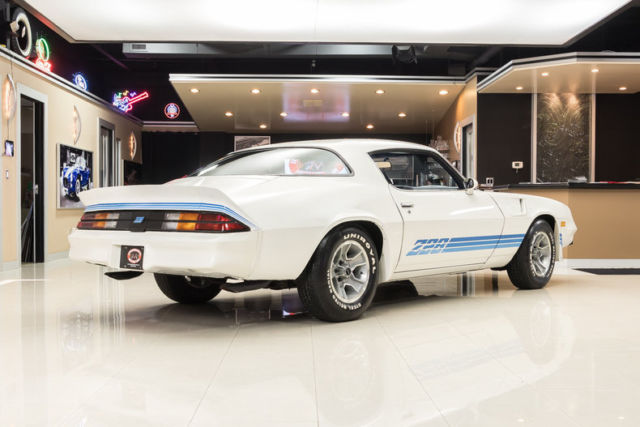 1981 Chevrolet Camaro Z28 - photo 11