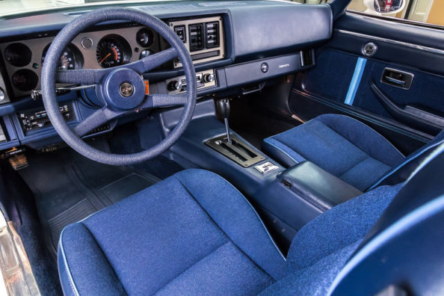 1981 Chevrolet Camaro Z28 - photo 2