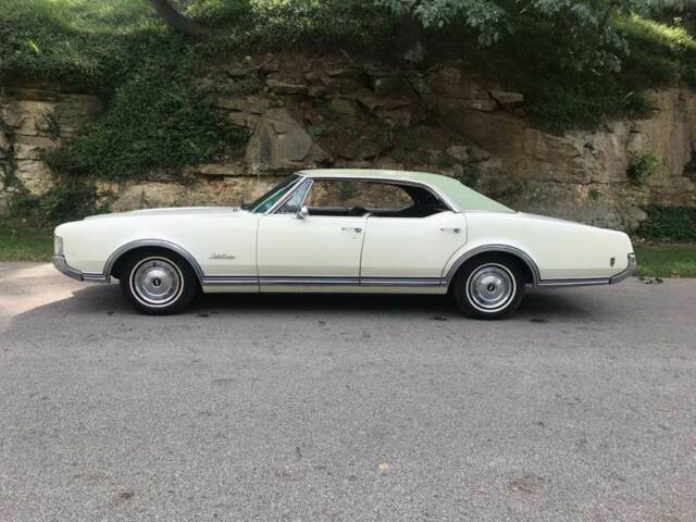 1968 Oldsmobile Eighty-Eight Delta Custom - photo 3