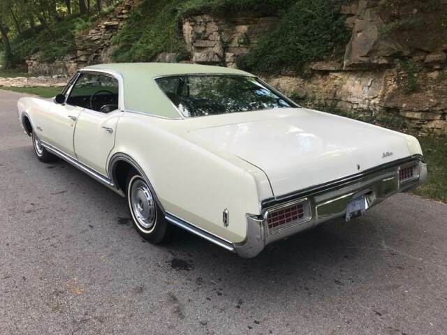 1968 Oldsmobile Eighty-Eight Delta Custom - photo 4