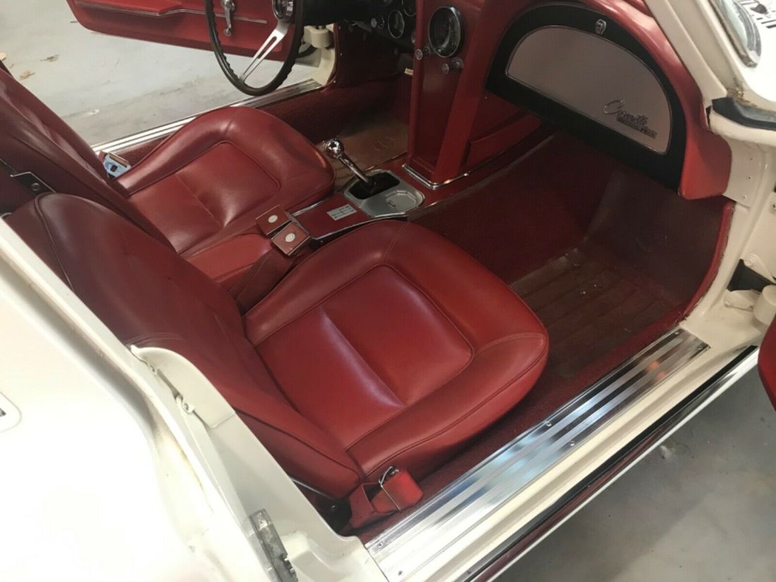 1965 Chevrolet Corvette 37,000 actual miles - photo 11