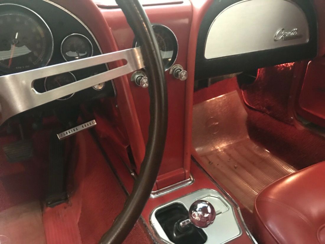 1965 Chevrolet Corvette 37,000 actual miles - photo 9