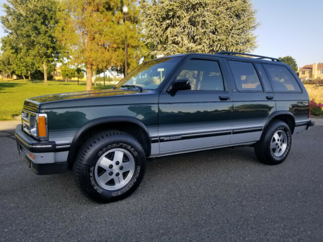 All Original Chevy S10 S-10 Tahoe Jimmy LT 4x4 32K Original Miles Fully Loaded 1993 Chevrolet Blazer LT