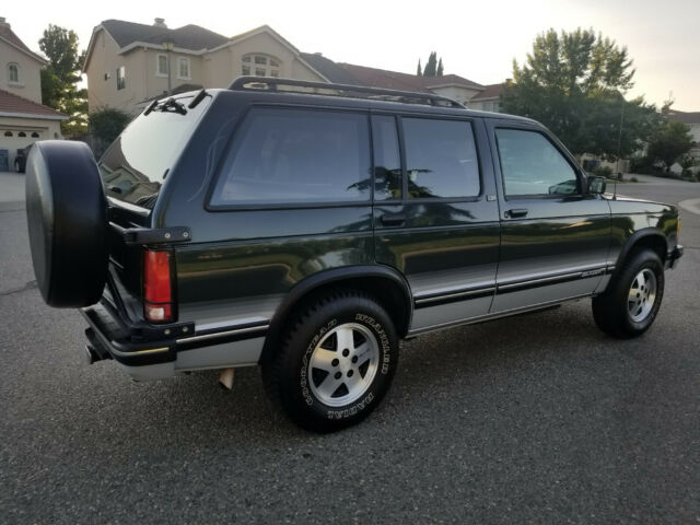 1993 Chevrolet Blazer LT - photo 4
