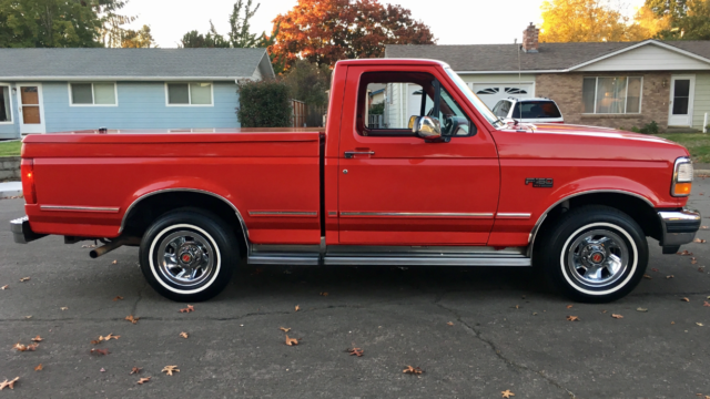 1992 Ford F-150 XLT 5.0 V8 1 Owner Garage Kept - photo 5