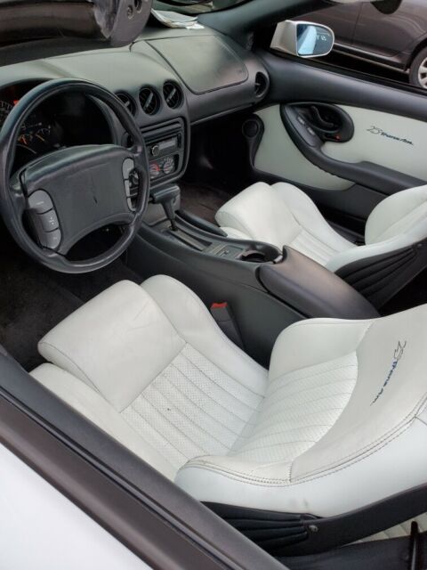 1994 Pontiac Trans Am 25th Anniversary - photo 3