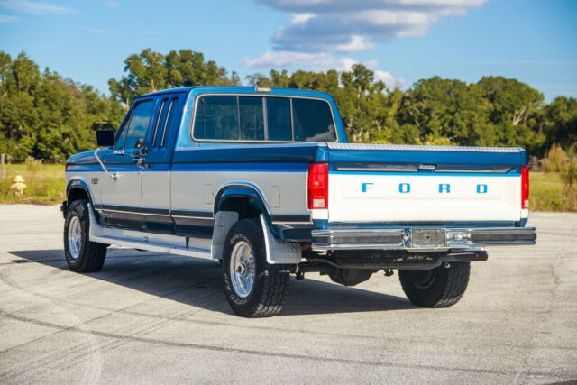 1986 Ford F-250 Supercab XL 4WD - photo 6