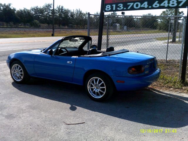 1992 Mazda MX-5 Miata CONVERTIBLE - photo 11