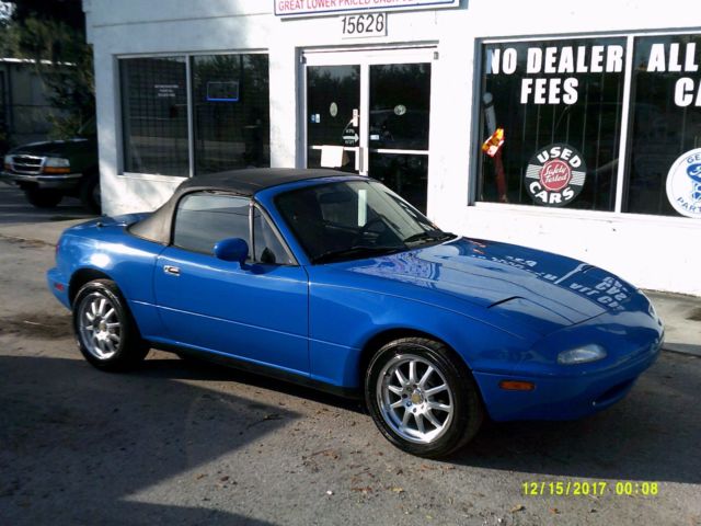 1992 Mazda MX-5 Miata CONVERTIBLE - photo 2