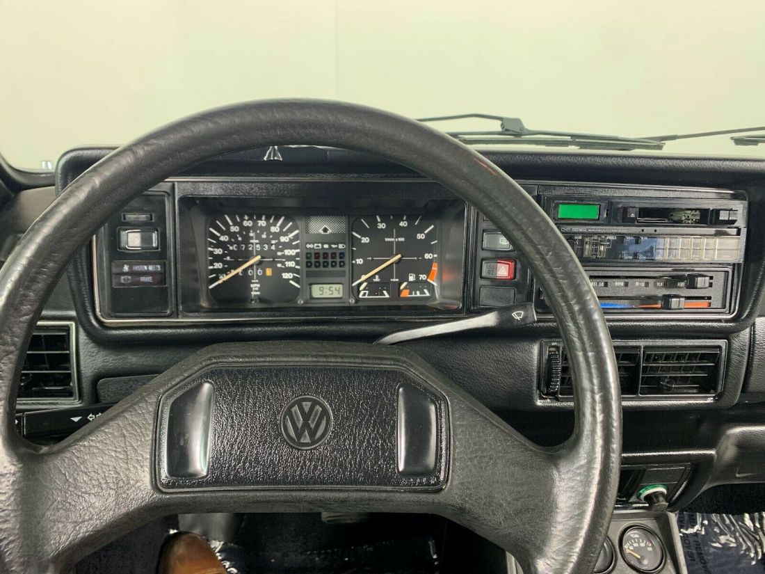 1985 Volkswagen Cabrio - photo 11