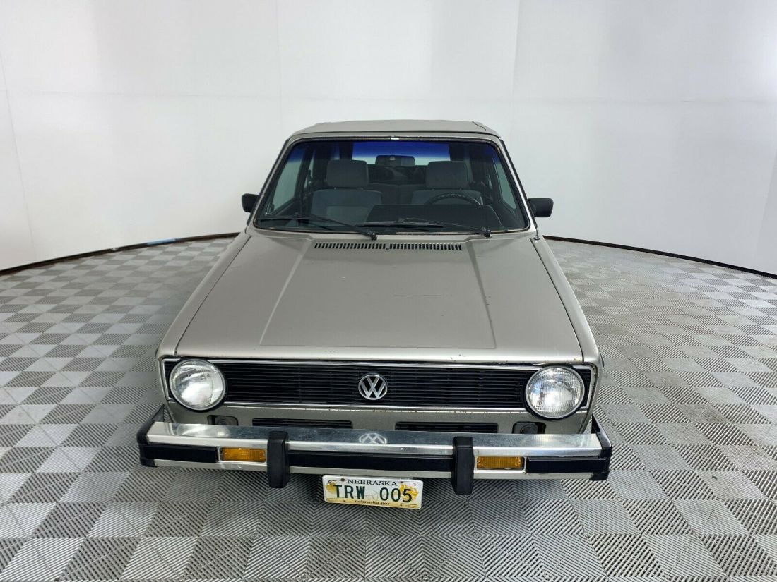 1985 Volkswagen Cabrio - photo 4