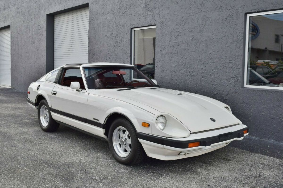 All Original- Only 25K Miles - Rare Color Combination - Mint condition- LIKE NEW 1982 Datsun Z-Series 280ZX