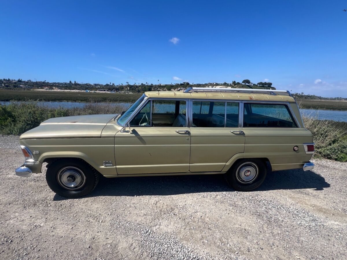 1971 Jeep Wagoneer - photo 3