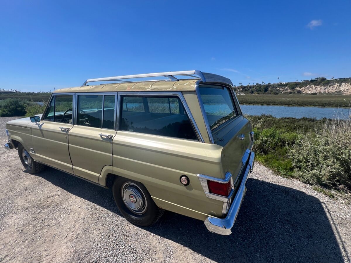 1971 Jeep Wagoneer - photo 4