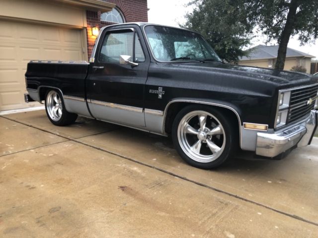 All Original PAINT INTERIOR and DRIVE TRAIN 2 owner Texas truck. MUST SEE!!! WOW 1984 Chevrolet C-10