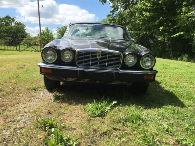 1976 Jaguar XJ12 - photo 5