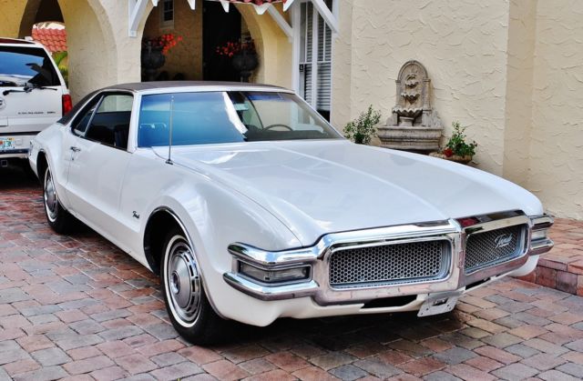 1968 Oldsmobile Toronado with only 46k Original Miles Simply Immaculate - photo 2